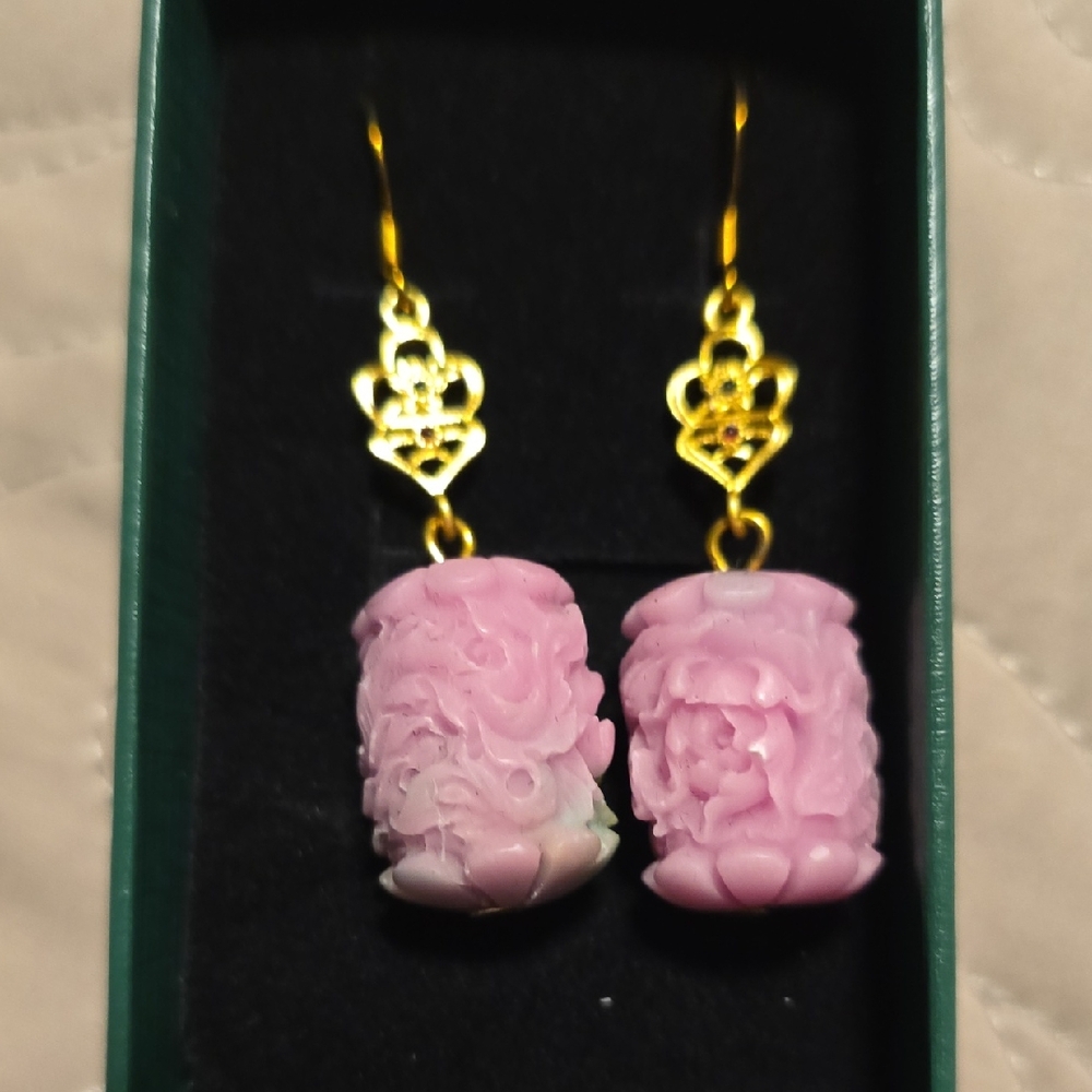 Elegant Pink and Gold Dangle Earrings